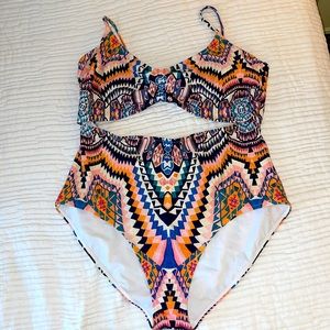 Athleta Tribal Pattern Monokini Swimsuit Large